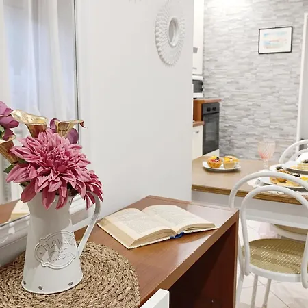 Apartment Ca 4 Nevodi Nonno Gianni By Ca-sa Check Chioggia